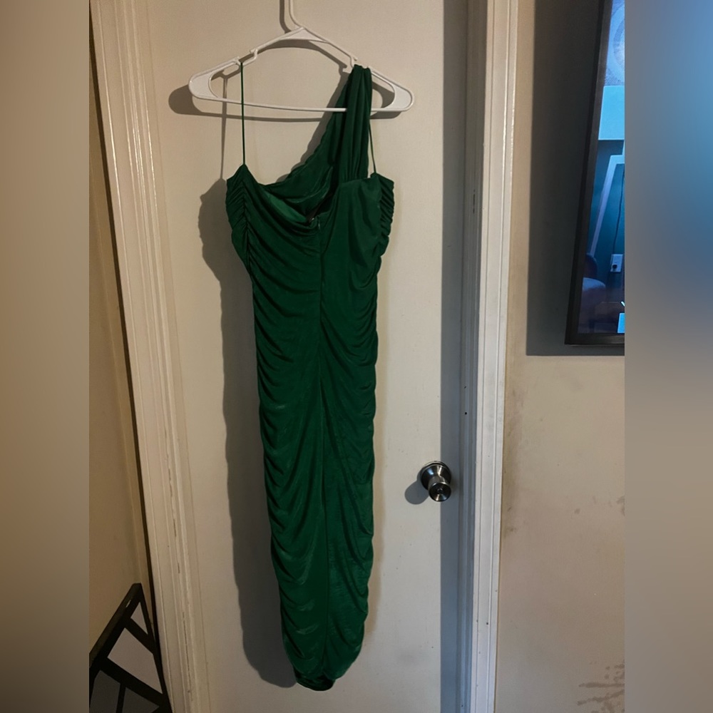 Women’s one shoulder party dress